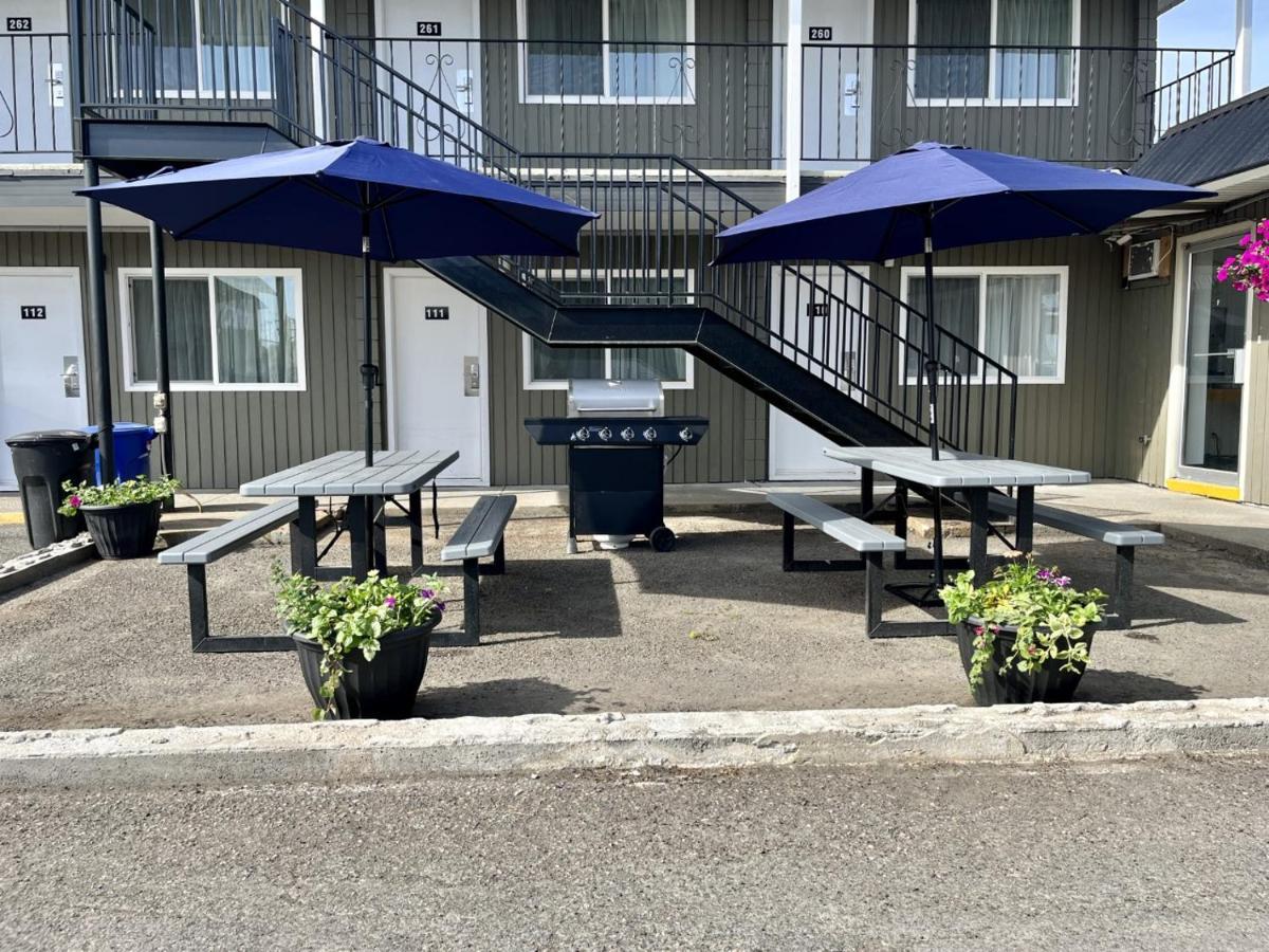 Anavada Inn&Suites - Prince George Exterior foto